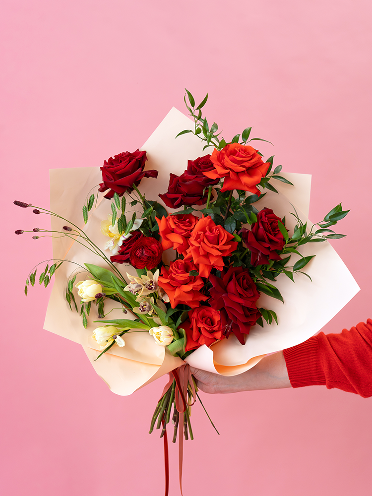 Vancouver Florist - Vancouver Flower Delivery - Valentine's Flowers - Vancouver Signature Rose Bouquet